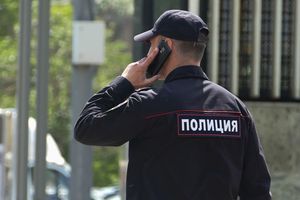 До скольки можно шуметь в квартире в выходные (суббота, воскресенье) и со скольки часов в многоквартирном и частном доме или секторе по закону?