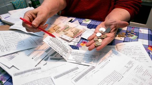 Срок оплаты коммунальных платежей: периоды отчислений по жилищному кодексу, последствия неоплаты, начисление пени и нюансы оплаты КУ