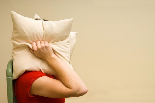 Как определить источник шума неизвестой природы в квартире?